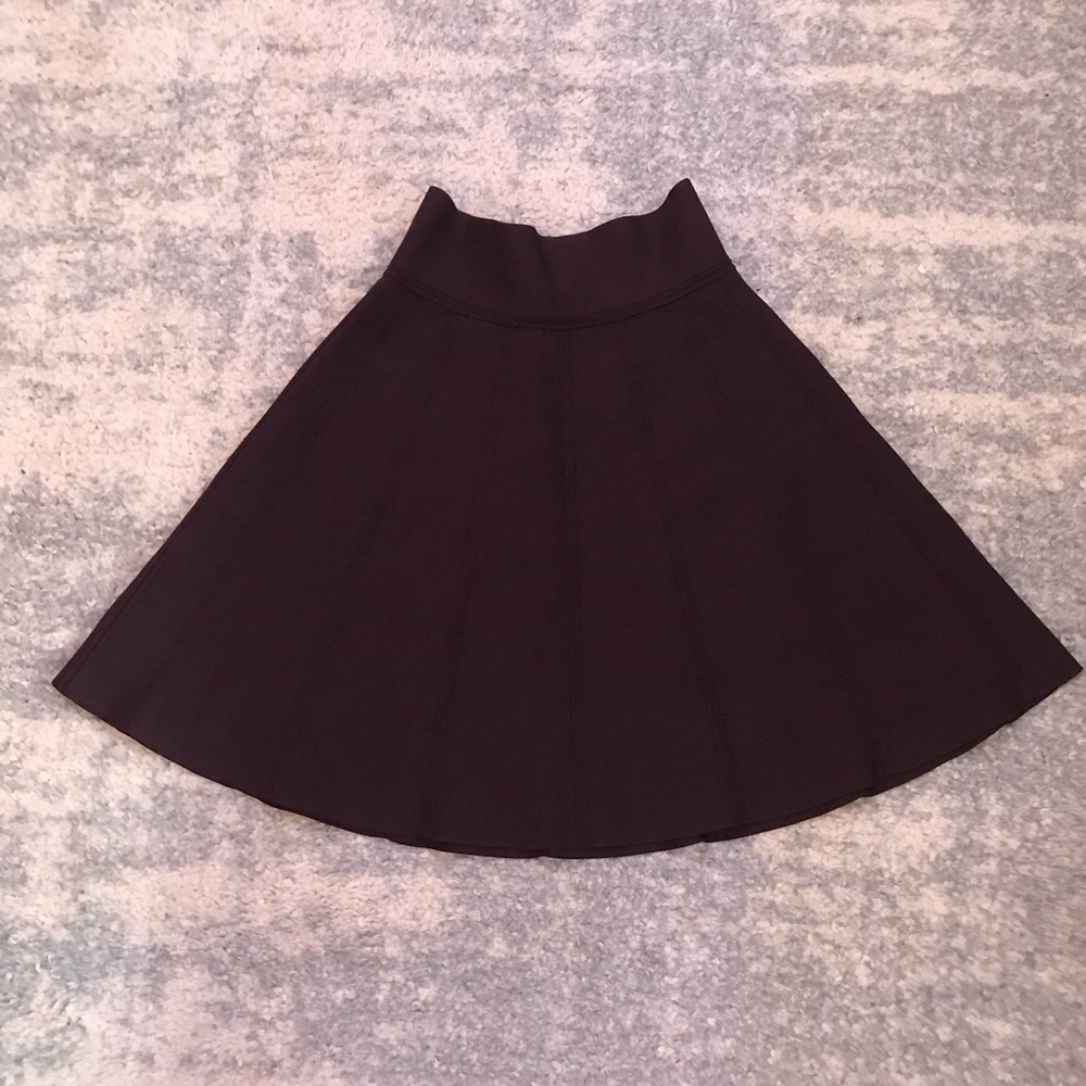 maroon skirt from aritzia